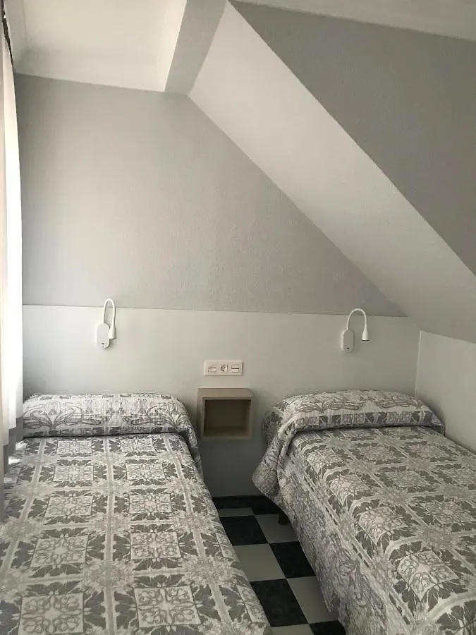 Hostal Plaza Damasco Almunecar