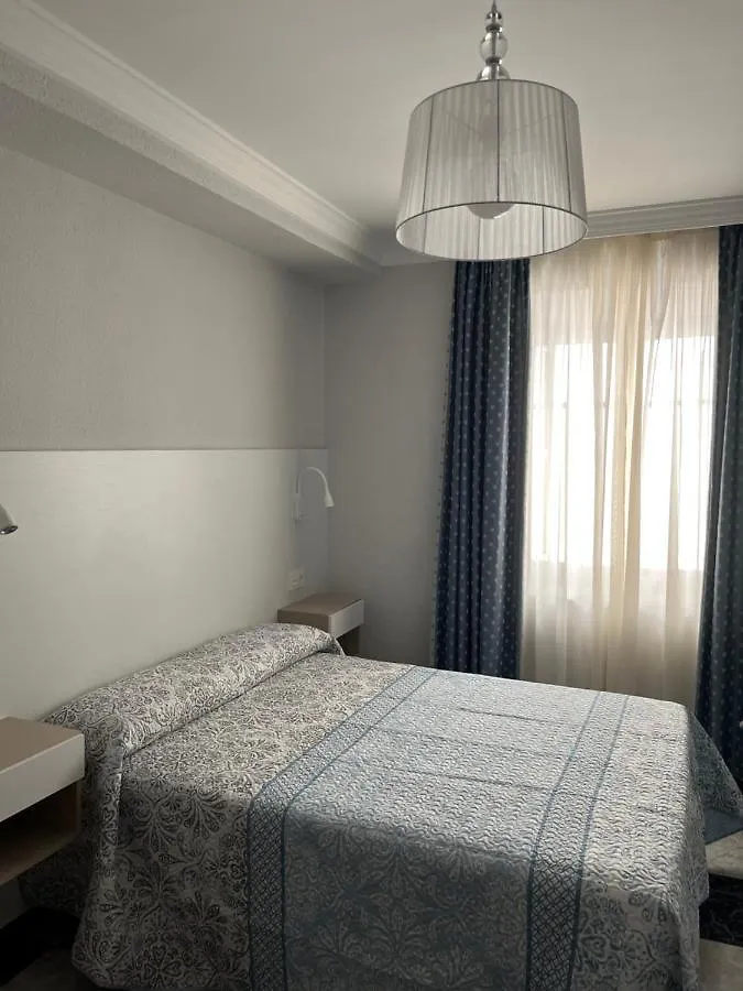 Guest house Hostal Plaza Damasco Almunecar