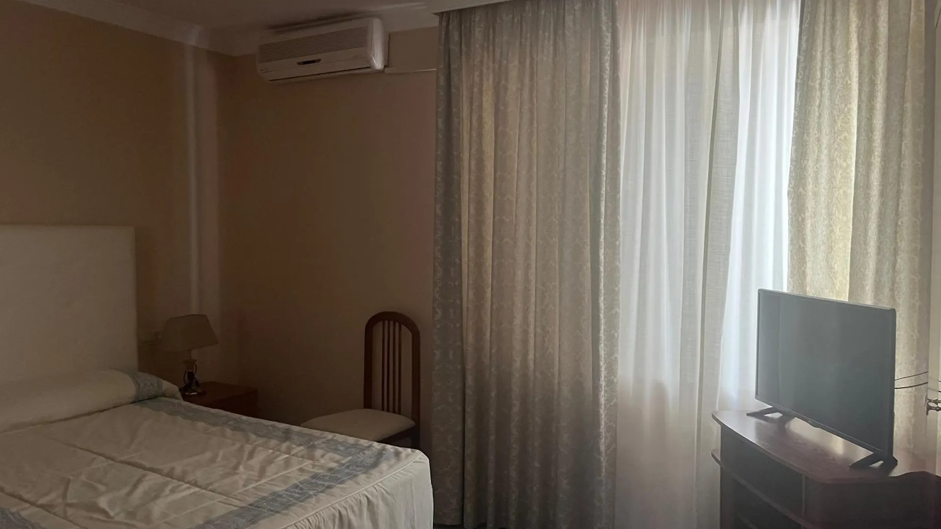 Hostal Plaza Damasco Almunecar 5*,  Spain