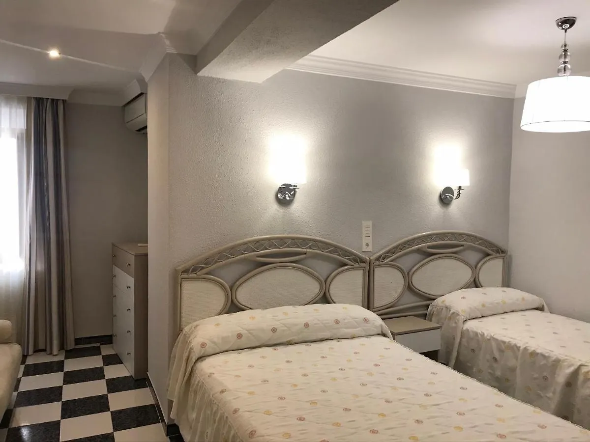 Hostal Plaza Damasco Almunecar Guest house