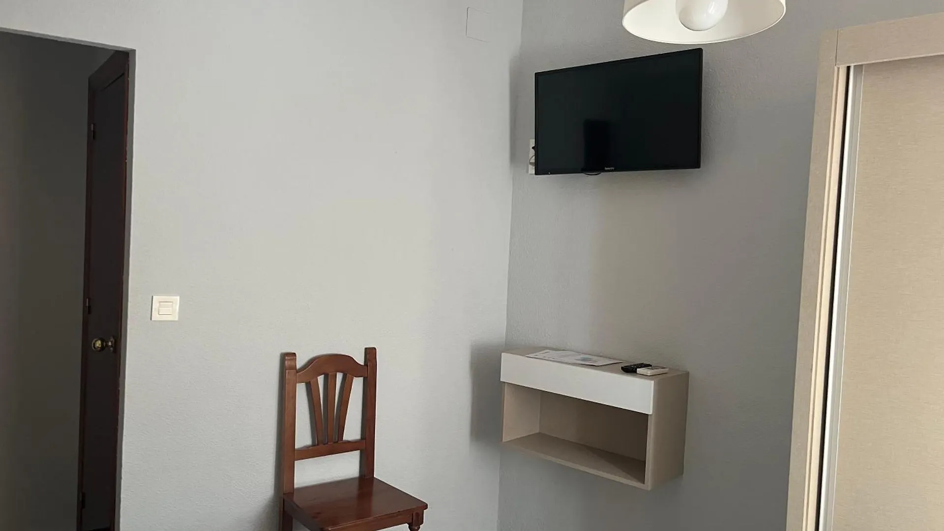 Guest house Hostal Plaza Damasco Almunecar